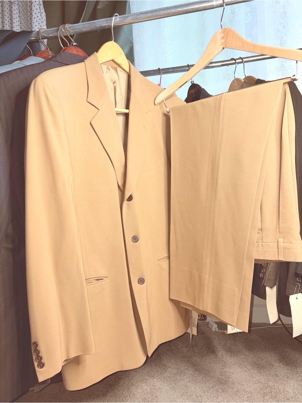 Donna Karan Beige Men's Two-Piece Suit - Tailored Blazer & Trousers